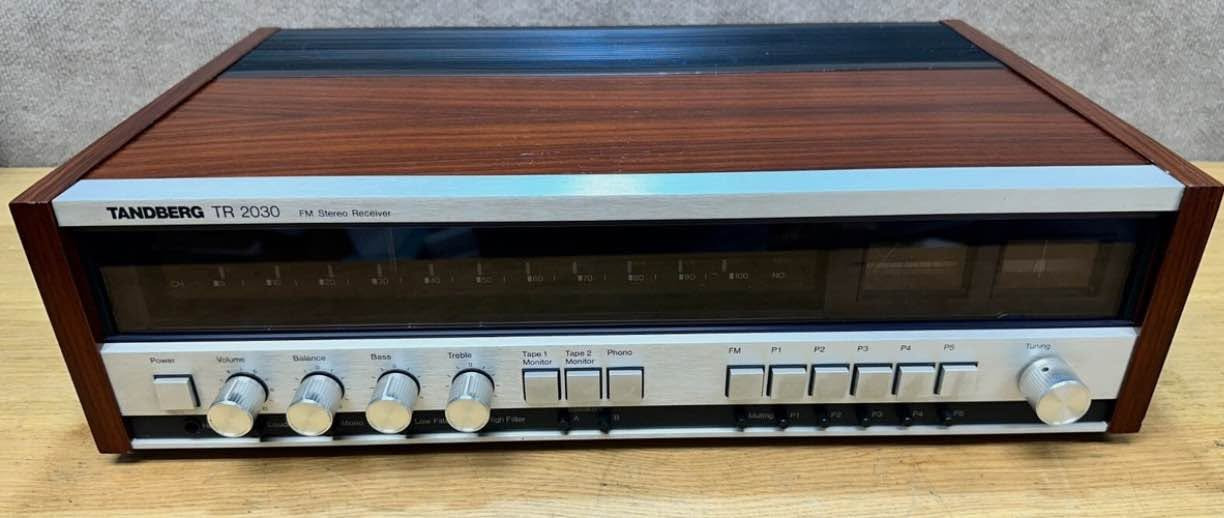 Ampli TANDBERG TR 2030 فاس, المغرب


**إذا كنت صاحب هذا الإعلان وتريد حذفه لأي سبب، رجاءا أرسل رسالة إلى الدعم الفني**