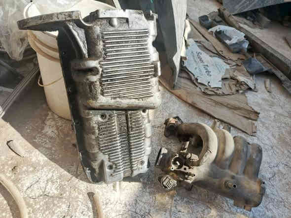 بك لايت اثنينهن جهت العبري اصليات  سعرهن ٣٠ الف لايتات سعرهن ٢٠ الف دكشن سعره ١٥ الف الكيس سعره ١٥ الف العينه بس الرون موشغال والباقي كله شغاله سعره ٣٠ الف الضفير محرك مفتوح سعره ٥٠ الف مكلف بنشر الاتصال برقم او واتساب ***********
