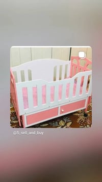 جديده • استعمال ٤ اشهر • سرير اطفال