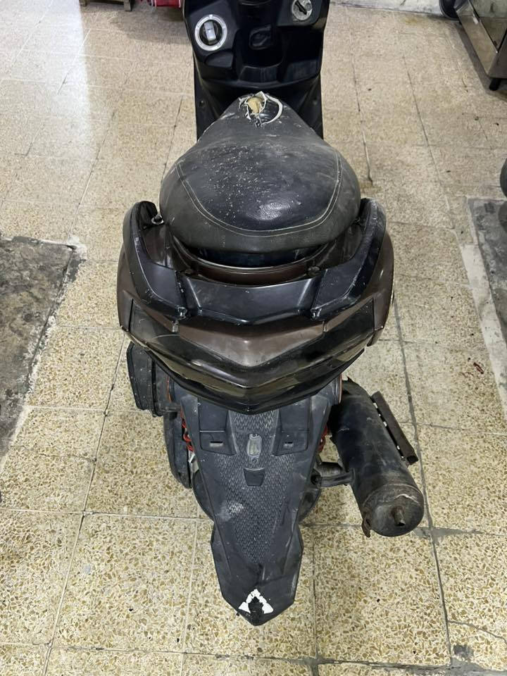 يالله ادراجه شمعه ياباني طافيه أبيع كوم حديد مااعراف شبيهه هذا الموجود أبيع *********** المكان بغداد
