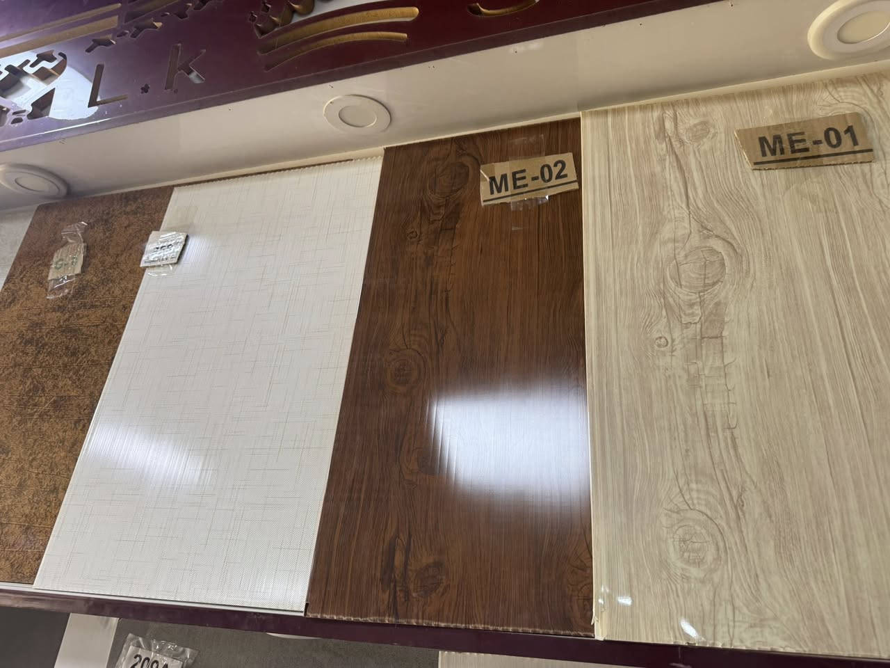 كادرعمل متفرغ متخصص بأعمال السقوف الثانوية والديكورات الداخلية
نقدم أفضل تنفيذ للسقوف الحديثة والجبس بورد والتشطيبات الداخلية بدقة عالية وأناقة مميزة

سعر المتر 1250 دينار فقط

مع توفر الكرستة والعمل الكامل وبأفضل جودة

✓ تنفيذ جميع التصاميم حسب الطلب

✓ شغل مرتب ونظيف وبأسعار منافسة

✓ خبرة ومصداقية والتزام بالوقت

✓ لمسات حديثة تناسب جميع الأذواق

للحجز والاستفسار التواصل خاص أو اتصال مباشر

***********

***********
