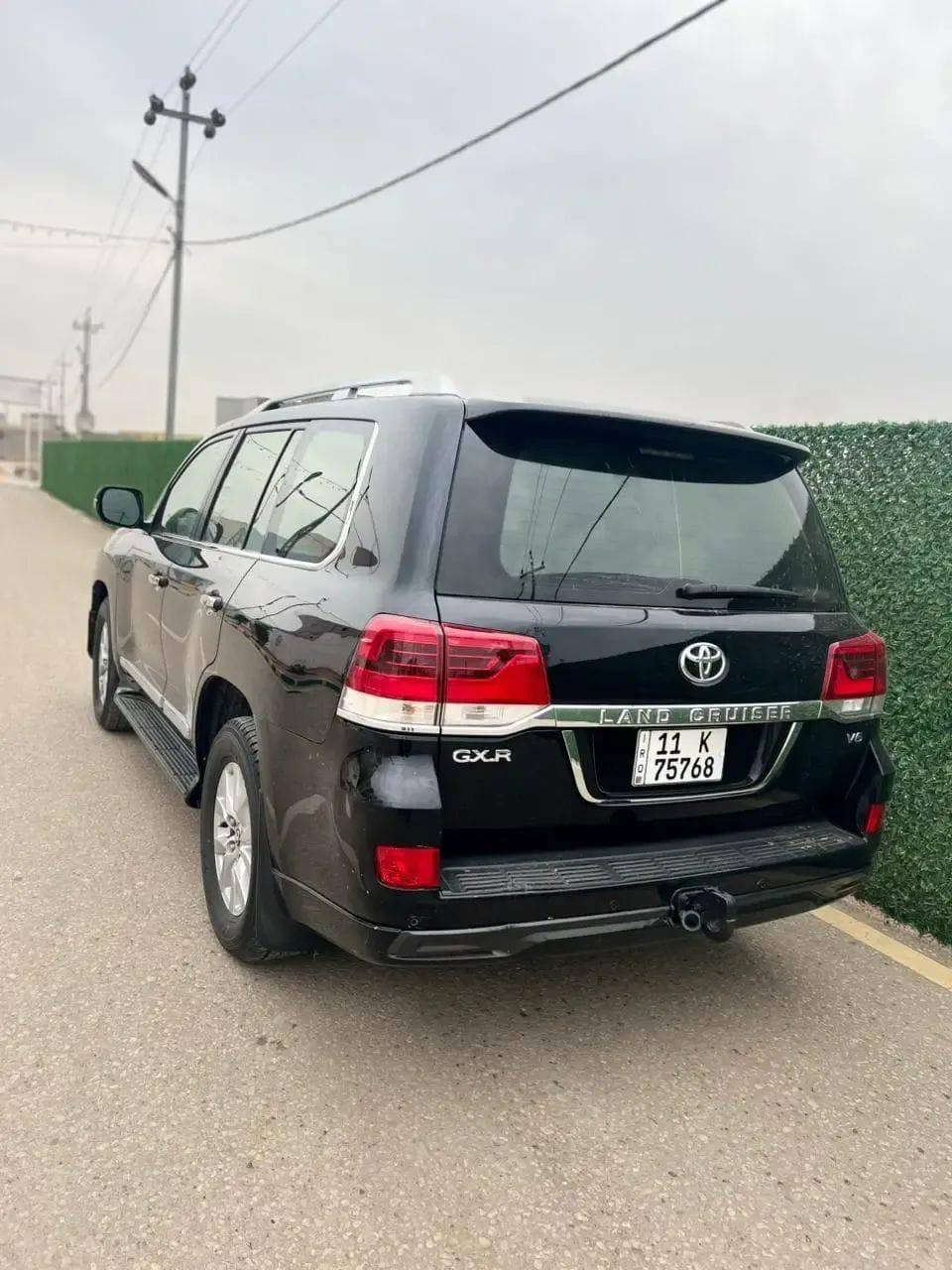 السلام عليكم لاندكروز موديل ٢٠١٦ بريم السيارة رقم بغداد سونارهة موضح ب المنشور سيارة جديدة كفالة تخم تاير جديد السعر ٤٦٥ وبيهة مجال عنوان البلديات للاستفسار ***********
