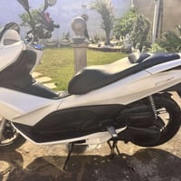 عندي بيسي اكس جيل الأول مكينه 125 كفاله عامه مكينه جديده ماشيه 12 الف ...
