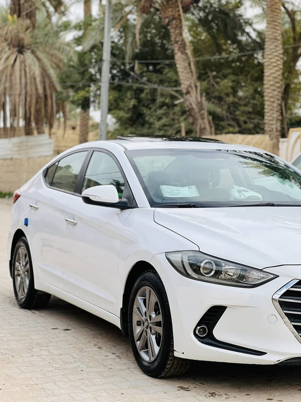 سلام عليكم النتره مديل 2017خليجي مكفوله موصفات فتحه تبريد قطعتين محرك 2000 بلادي لد امامي خلفي كامره ويل كب كروم شرط سيرها مانزل سياره جديده وباقي موصفات بعد بيها السعر 142 لاتصال ***********
