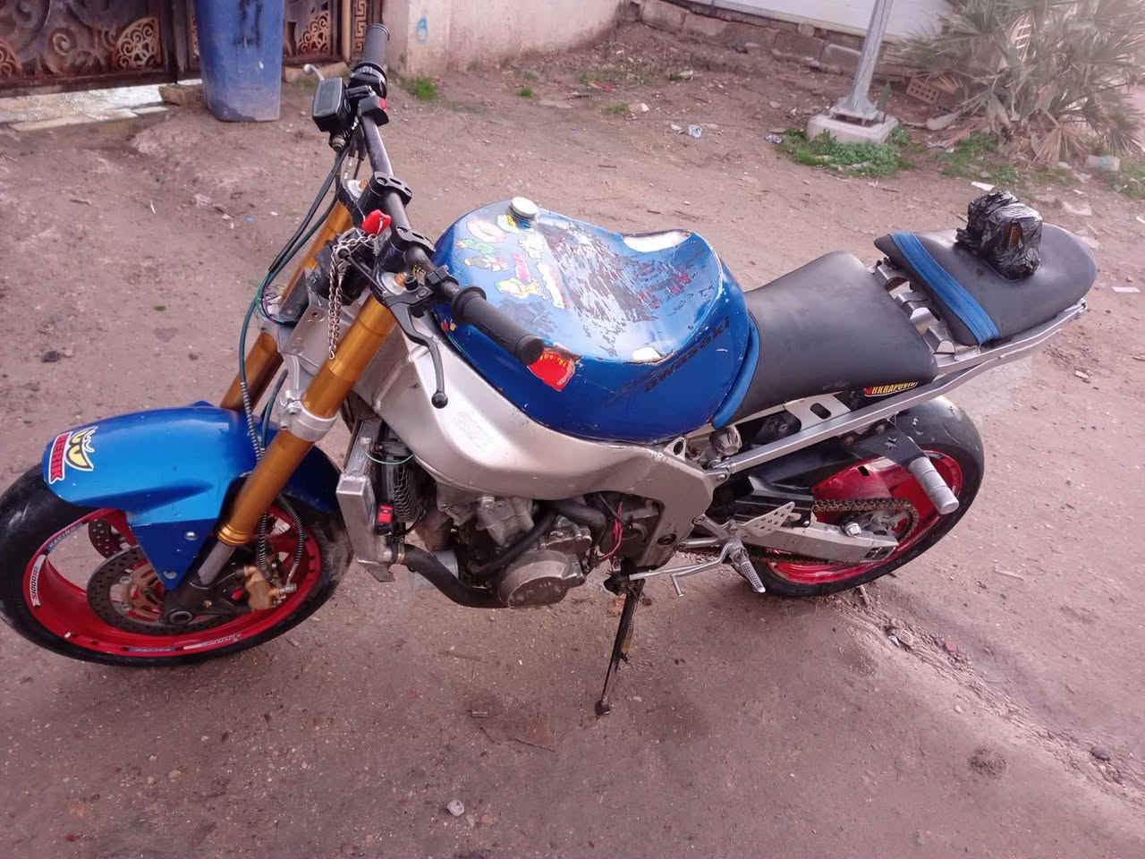 اسلام عليكم كاوسكي 636 
 2004 للبيع السعر خاص او مراوس حسب القناعه مكاني بغداد الشعله ***********
