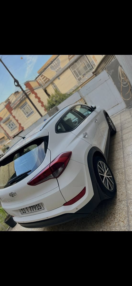 السلام عليكم
للبيع او مراوس توسان2017 مكفوله كفاله عامه من الصبغ ول تبديل ول بارد عده رصعه بخشم البنيد صغيره
السياره حلوه وجديده كلش استلام شركه على ايدنه ماشيه 73 حقيقي
السياره تحتوي على 
شاشه_كامره خلفيه_مري شفط_تحكمات ستيرن_تبريد قطعتين_ثلاث انظمة قياده

مكان السياره بغداد
للاستفسار ***********
السعر 175 وبيه مجال
