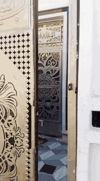 بيت مساحة 100 م بناء حديث طابوك
جاهز وكامل من كل كلش
العنوان تقاطع النهروان 
خلف مدرسة الجوادية الابتدائية
الاستفسار.... السعر 38 
***********
