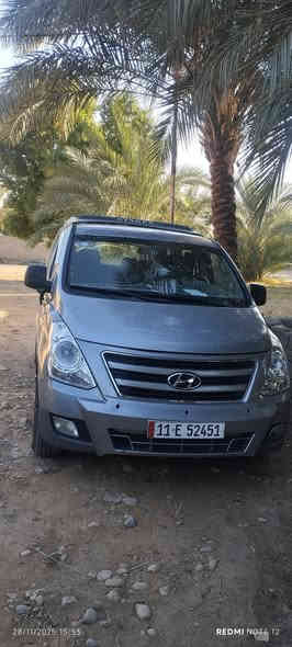 السلام عليكم للبيع موديل 18 بيها حادث الچاملغ الامامي الأيسر وبيها قطعتين رش فقط كوريا جاهزه وحلوه دوشمه كامله مكينه گير كفاله اريدها 225 وبيها مجال 
***********//***********
