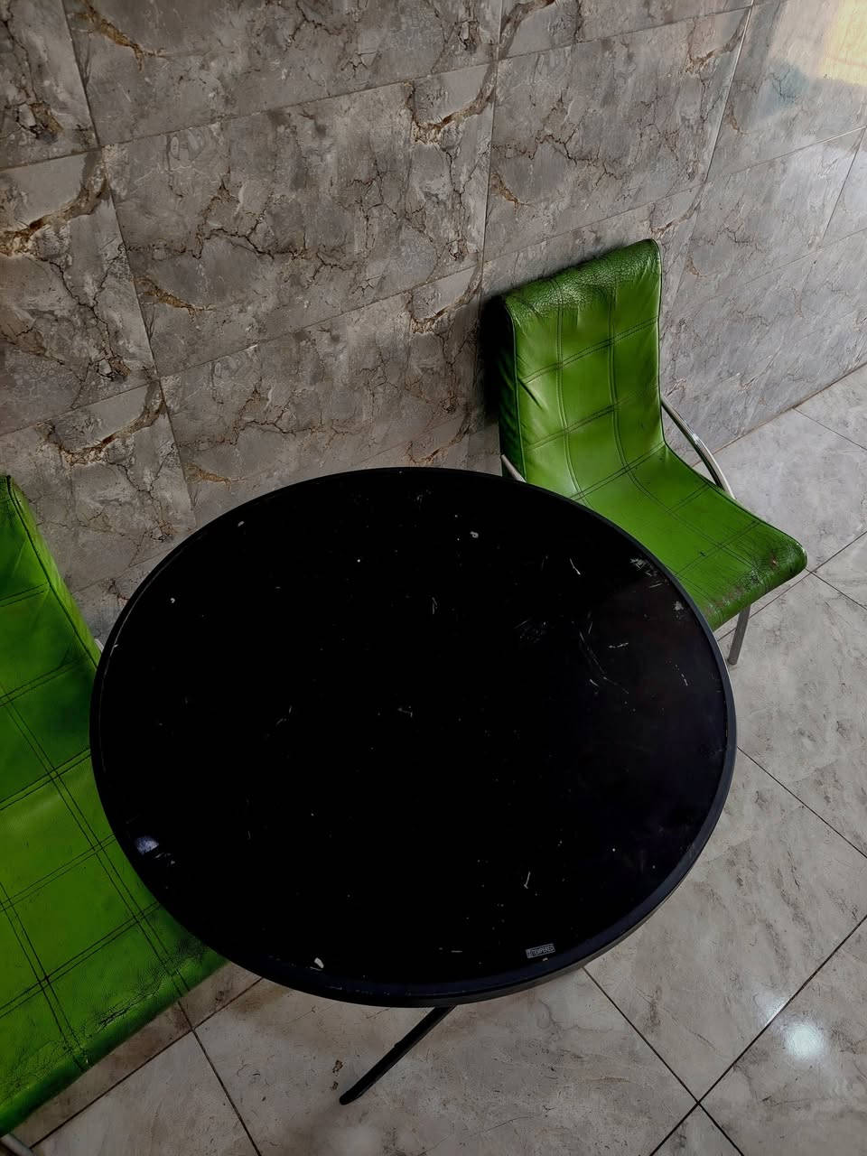 غراض كافتريا
مكاني الحلة
***********
