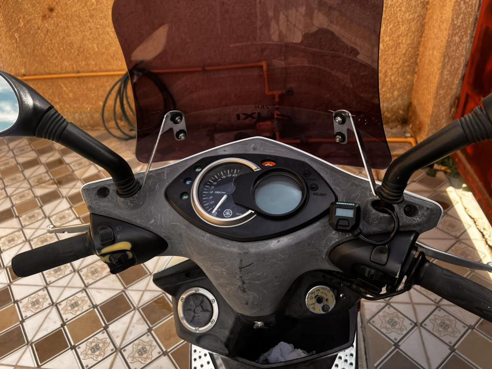 للبيع سكنس فحل ياباني حديث تدفئة يدات كلشي شغال نص نكره بلادي الدراجة ويل كب ذهبي كاسحة مصد هواء الدراجة حييل مرتبة السعر ١١ونص $ للتواصل ***********
