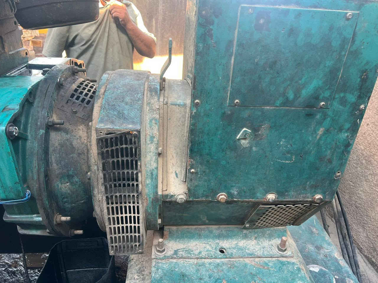 فالفو f7بلاديه 100كيفي المكينه ستندر مستحقه تبخر حالين شغاله راس توليد ملفوف ضهر مكينه خير من الله *********** السعر 25 وبيه مجال
