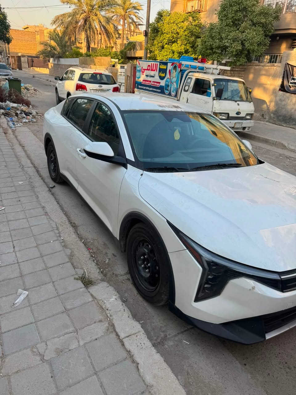 السلام عليكم من رخصه الادمن

كيا كي 4 وراد امريكي موديلي 2025 
ماشيه23 الاف حادثهه بس جاملغ بدل وصور الحادث بل منشور السياره والسياره مكفوله ما عده الحادث السياره دخول جديدي السيار فئه Ex المواصفات شوفه عينك ما حاجه اذكرهه موجوده بل صور 

مكاني بغداد مدينت الصدر  
رقم الهاتف :***********

سعر السياره 160 وبيهه مجال للطيبين
