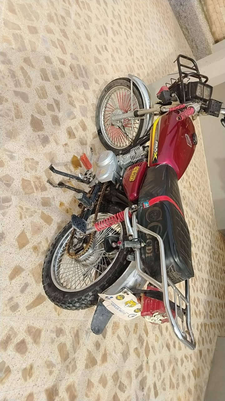 السلام عليكم
موطور تايگر 2021 وزن ثقيل 
السعر 350 وبي مجال ***********
