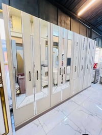 خزائن • ديكور منزلي • للبيع