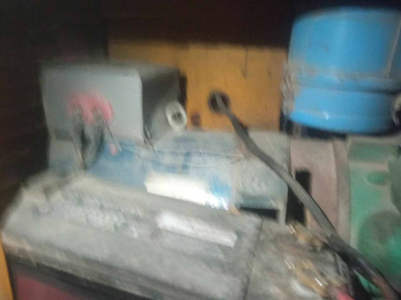 مولد بيركز بستمين توليد 25 كيفي مولد لاتنقيص ولاتبخير كهربائي بلاديه  عنوان بغداد الشعله


**إذا كنت صاحب هذا الإعلان وتريد حذفه لأي سبب، رجاءا أرسل رسالة إلى الدعم الفني**