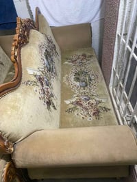 تخم 10 مقاعد نضيف حيل مابي ضرر سعرهه 500 وبي مجال مكان بغداد حي العامل...