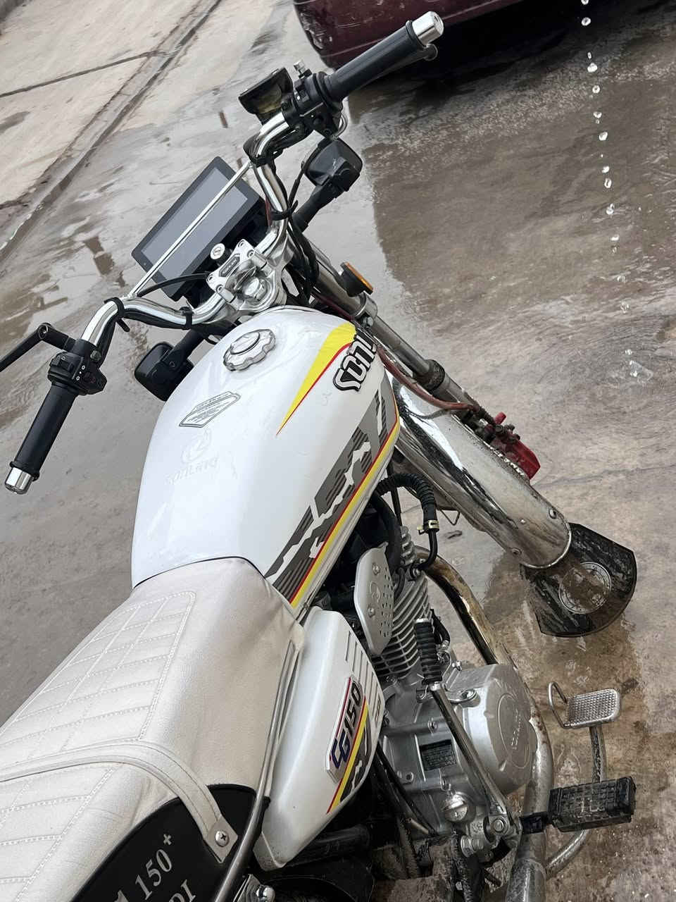 سلام عليكم دراجه سيفان موديل 25دراجه جديده مابيه اي شي سعر 775 وبيه مجال  ***********
