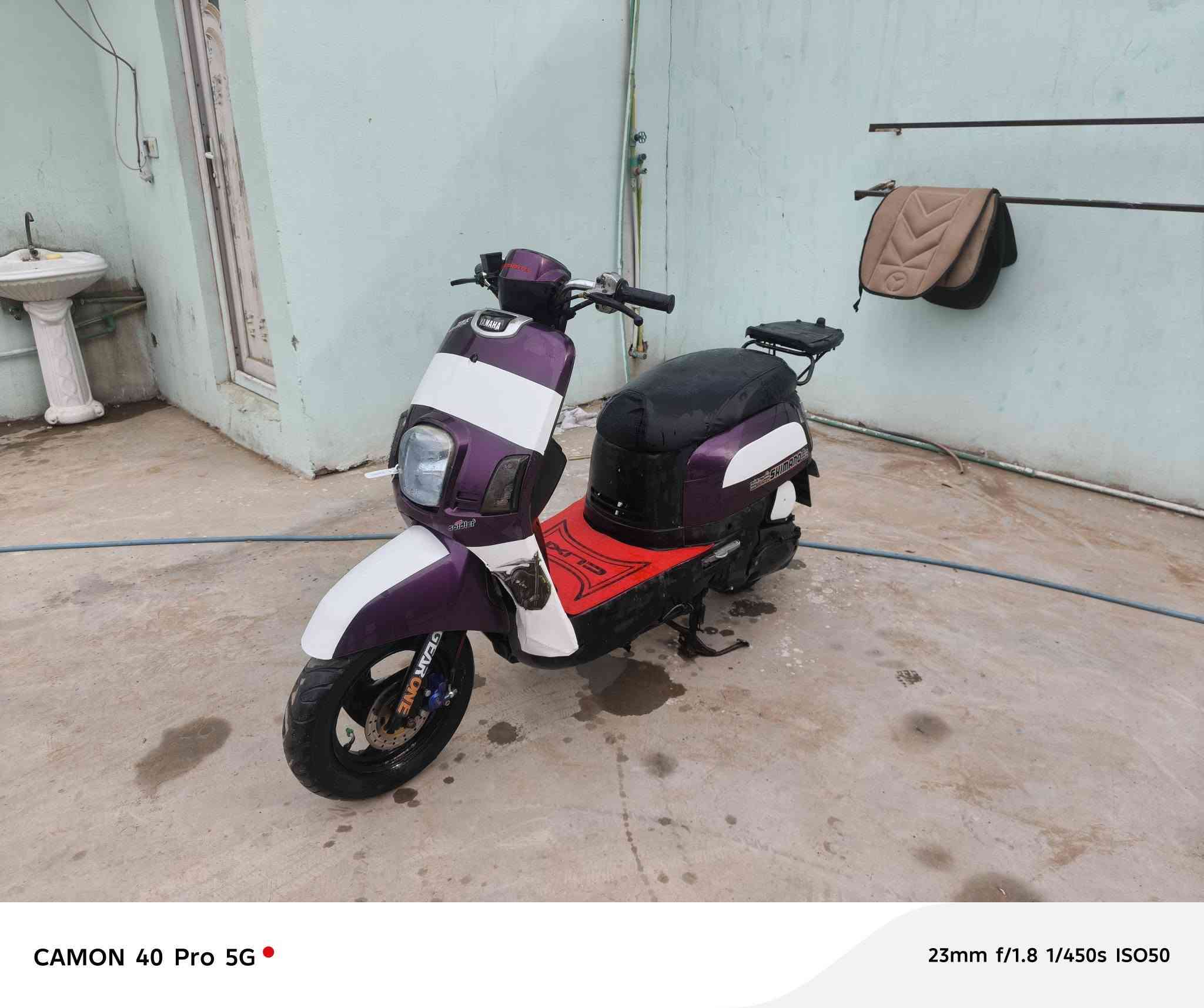 السلام عليكم دراجه بوليس موديل 2008 كابريتر دراجه كامله مكمله سلف هندر كهربائية  كله شغال تخم تاير جدد صلنصه صجميه  دراجه جديده تخبل شلعه ومعدل مكاني ديالئ بعقوبه السعر 500 لاستفسار عل رقم ***********
