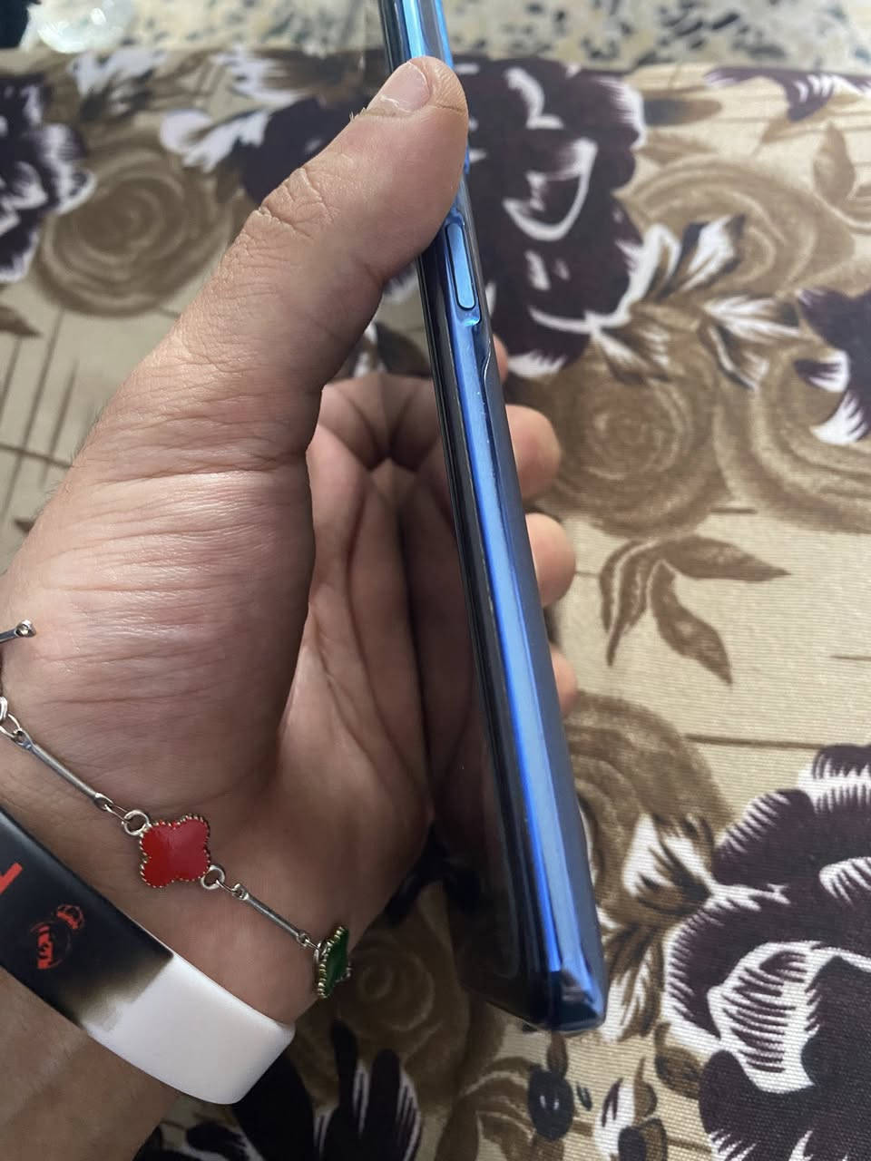 تلفون انفنكس lDنضيف ومابي ايشي بس خدوش بالضهر سعرا 90وبي مجال لشراي بس خاص


**إذا كنت صاحب هذا الإعلان وتريد حذفه لأي سبب، رجاءا أرسل رسالة إلى الدعم الفني**