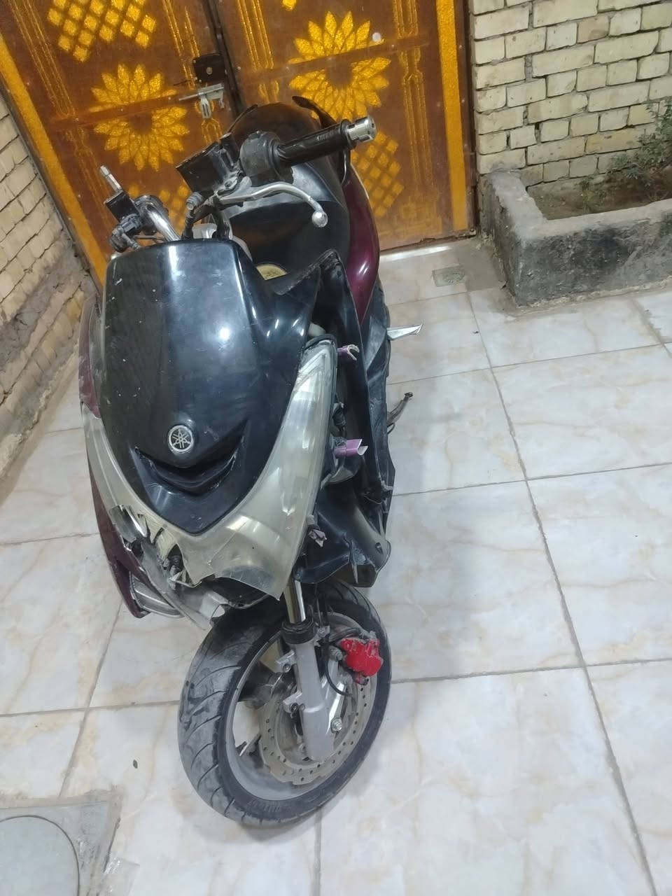 السلام عليكم بيع ماجستا اس بسعر 600 يحتاجلهة بس دسكات خلفية وتنضيف نوزل مكان بغداد حي اور ***********
