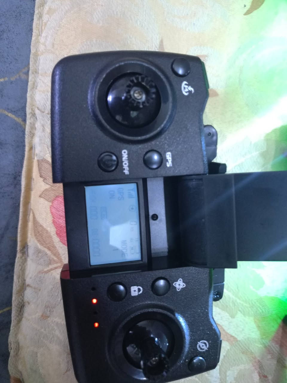 درون L900 جديده  جويستك بي شاشه مكاني بابل


**إذا كنت صاحب هذا الإعلان وتريد حذفه لأي سبب، رجاءا أرسل رسالة إلى الدعم الفني**