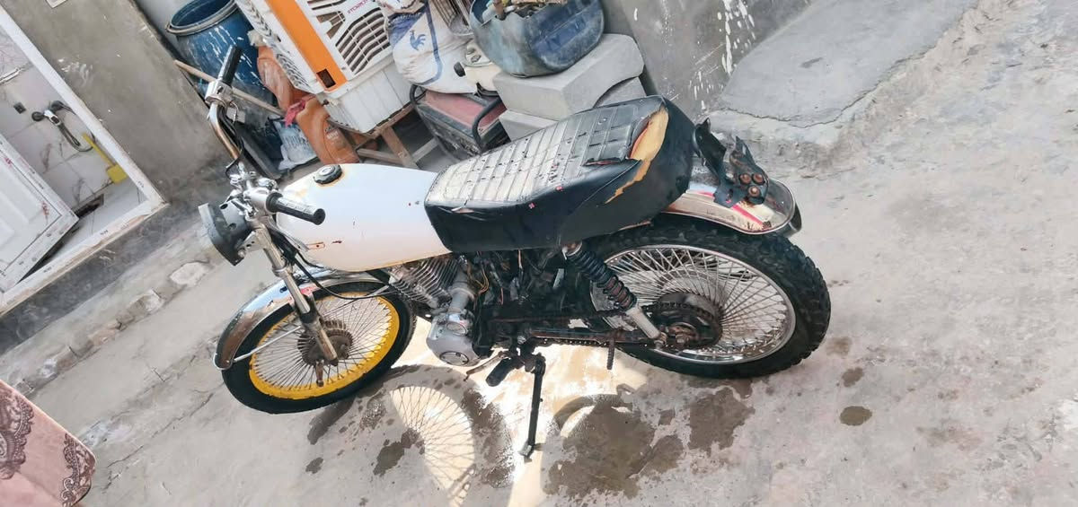 لبيع كلك خمسه كير دراجه حلوه سعر ٢٠٠  بيه مجال نجف رضويه ***********
