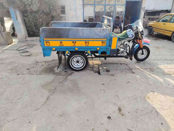 سلام عليكم ستوته للبيع كامل موصفات كلشي جديد رقم رسلوني بيكم خير ودللو سعر خاص***********
