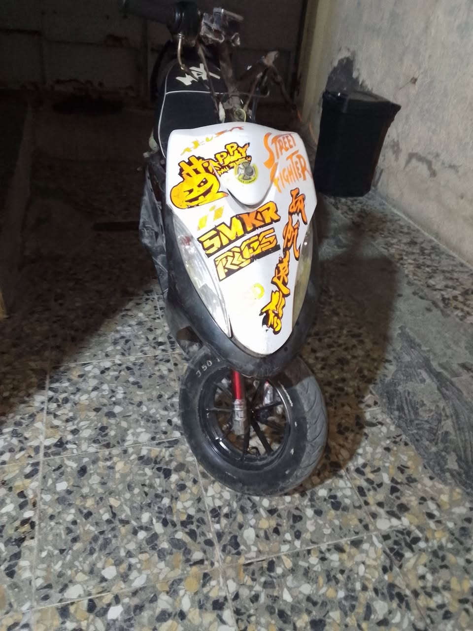 سلام عليكم ماكس عدلة مال لعب شغالة سلف وهندر السعر 350 وبيهة مجال بصيط العنوان شهداء العبيدي    ***********
