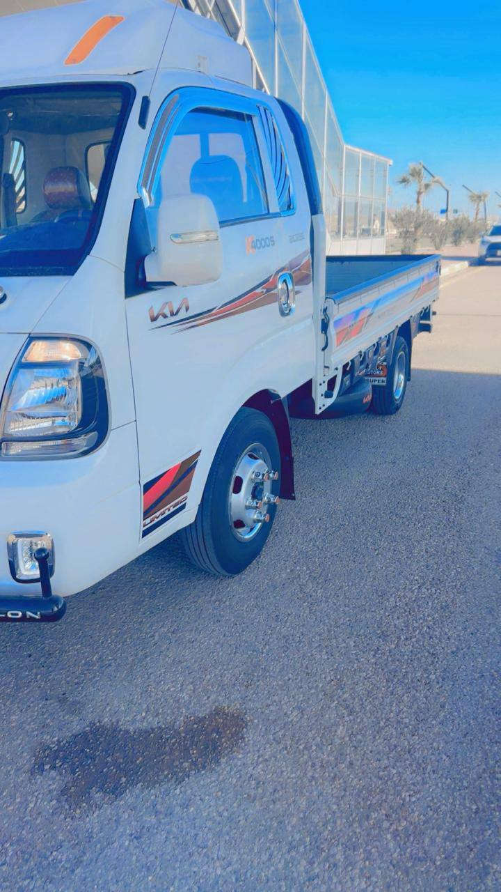 سلاام عليكم لبيع كية فحل موديل ٢٠٢٥ مكفولة ماشية ٤٨ الف السعر ٢١٠$ وبية مجال رقم الهاتف ***********
