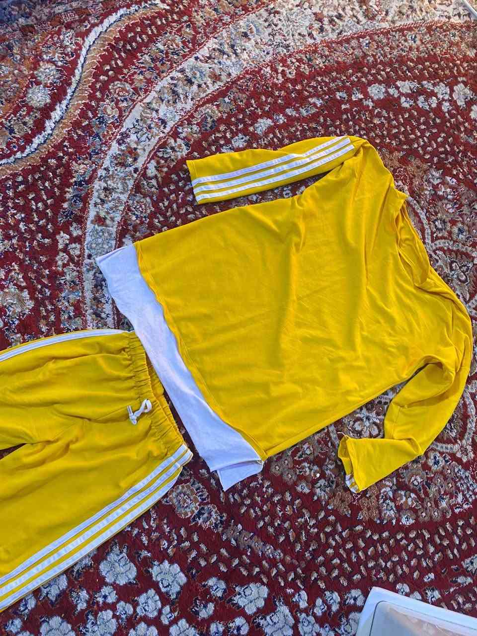 مرحبا مكلفه بالنشر قمصان ثنين الملون ملبوس مره وحده والثاني يمكن مرتين كلش جديدات ونظيفات الملون عبالك ماملبوس ماخذين الواحد على ٢٠ ديبيعووعن يلبسن قياس ٣٨ او ٤٠ القمصان وياهن بقيه الصور كلهن ب ١٥ نهايتهن


**إذا كنت صاحب هذا الإعلان وتريد حذفه لأي سبب، رجاءا أرسل رسالة إلى الدعم الفني**