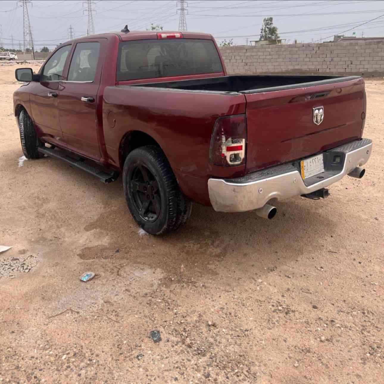 للبيع دوج رام مديل ٢٠١٨
بدي قصير باب طويل لمرغوب 
مكينه 5700 
  رقم بصره مشروع وطني
سعر ب 130
فول موصفات لل خير
فتحه وبصمه
مصبوغه عام

مكان بصره 
***********
