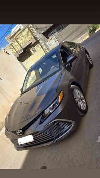 السلام عليكم 
كامري2023 للبيع 
#ما_مسجلة
منفيس حرة اتسجل كل المحافظات عدا اقليم كردستان 
بيها بارد بدون صبغ بچاملق اليسار الخلفي الباقي كلو شرط شخط ما بي والسونار موجود 
محرك گير شرط 
صدر جديد 
تواير طخم جديد 
السيارة حيل نظيفة 
السعر 200$ وبيها مجال 
للاستفسار الاتصال
 ***********
 ***********
