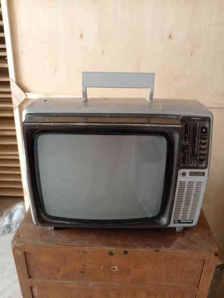 معرض تكريت للاثاث المنزلي للجمله والمفرد
تلفزيونات قطع حيل نضيفات العنوان تكريت شارع الزهور لحولي مقابل مدرسه كنوز لهليه مجاور مجمع رداد للنشائيه 
سعر لقطعه ١٠٠ الف 

للاستفسار الاتصال على الرقم الهاتف او مراسله ع واتساب 
***********
***********
