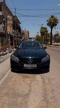 للبيع مرسيدس E 400 twin turbo 2016 / 212 - ماشي 90 الف ميل  - لون مميز...
