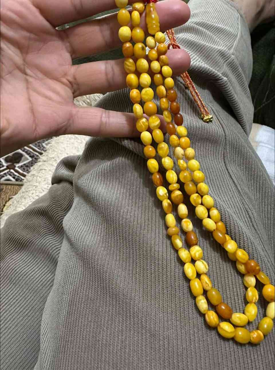 سلام عليكم سبحة كهرب  قديم اصل عقود الماني حجري شجري  طبيعي حر وزن 20 غ عدد حبات 101 يوجد توصيل المهتم خاص🌹


**إذا كنت صاحب هذا الإعلان وتريد حذفه لأي سبب، رجاءا أرسل رسالة إلى الدعم الفني**