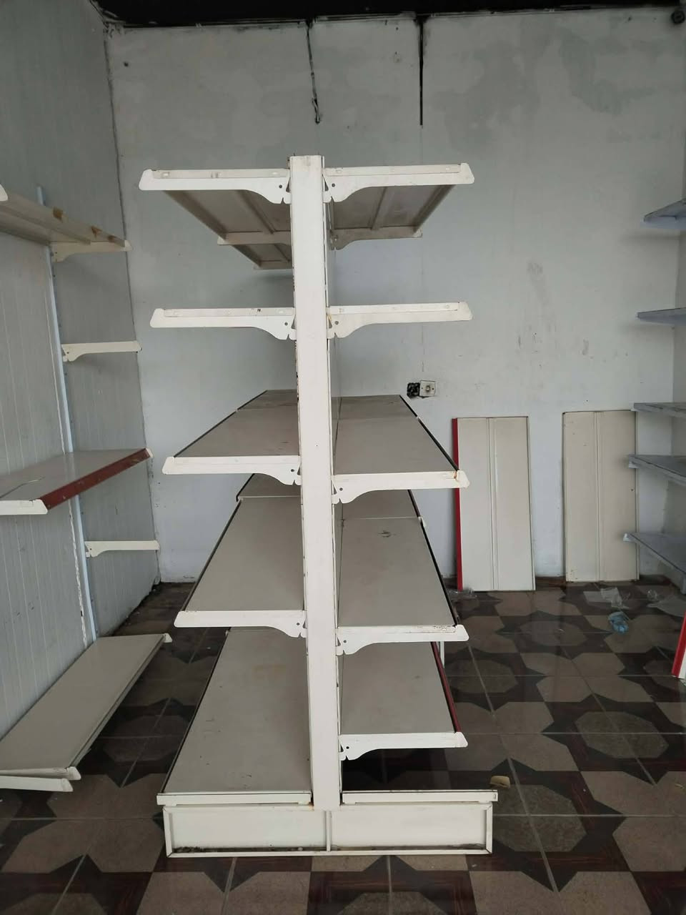 البيع اربيل رفوف الاحمر 25 االابيض 75


**إذا كنت صاحب هذا الإعلان وتريد حذفه لأي سبب، رجاءا أرسل رسالة إلى الدعم الفني**