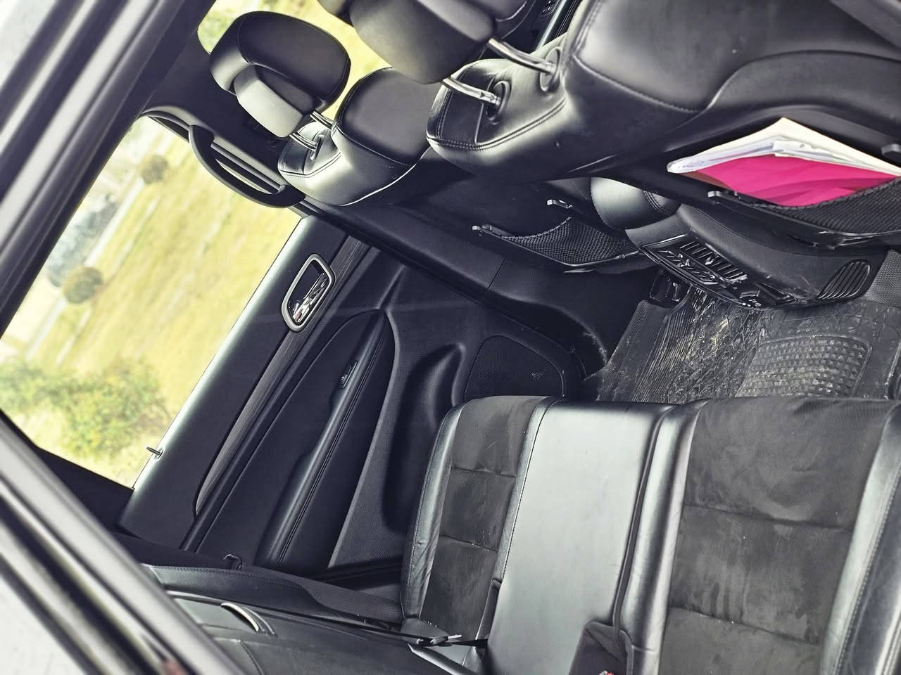 جيب لاريدو ٢٠٢٢
بلاك توب
٤٥ ميل
٢ قتع سبخ
بجم كبس بدون دواغل بدون ايرباك
سعر ٢٥٥
***********
