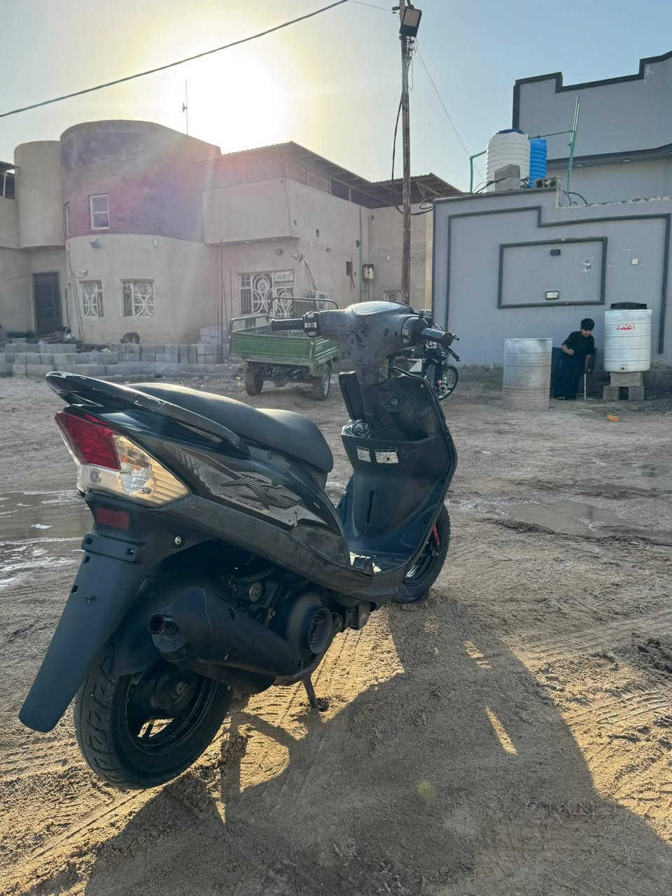 السلام عليكم ماكس عدله للبيع ممفتوح بيها برغي كفاله مختمه كهربايات كامله كلشي شغال سعرها 850 وبيها مجال قليل مكاني بصره رقمي واتساب ***********
