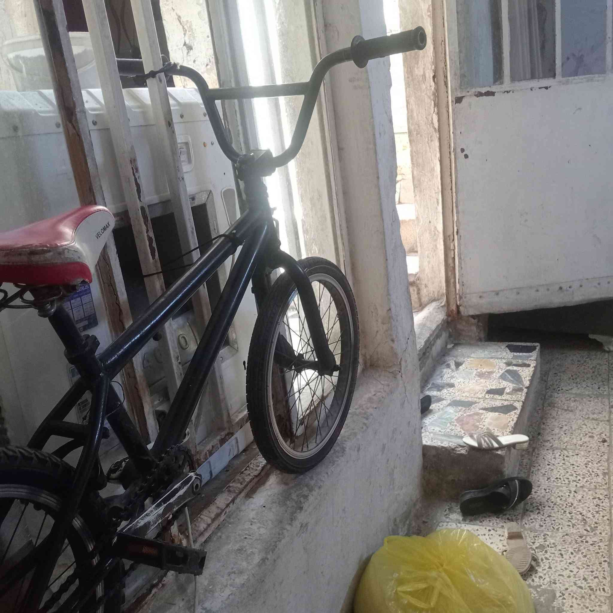 سلام عليكم شباب بايسكل بيم اكس 25 العنوان بغداد مدينة الصدر ***********
