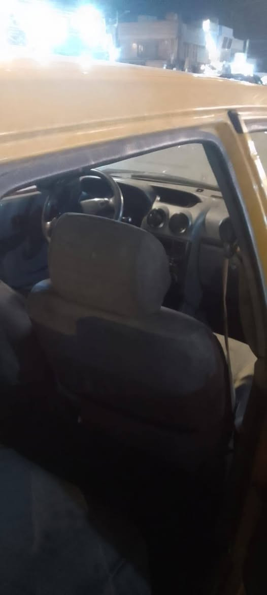 سياره سايبه رقم نكليزي سياره باسمي تحويل ثاني يوم سياره بيه خيط تبخير وجاملغ وباب الايمن طخه بيه صغير فقط الباقي نضيفه وكامله  السعر 26وببه مجال بسيط لاستفسار على رقم *********** غير متواجد على لفيس
