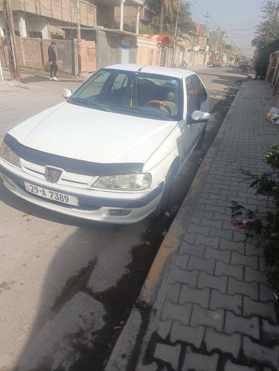 بيجو بارص 2011 محرك وكير نضيفات تايرات نص عمر الكشر مثل ماموضح بالصور السيارة يرادلها ترتيب ابيع كوم حديد رقمها واسط مشروع وطني سنوية باسمي سعرها 25 ورقة 
رقم الموبايل ***********
