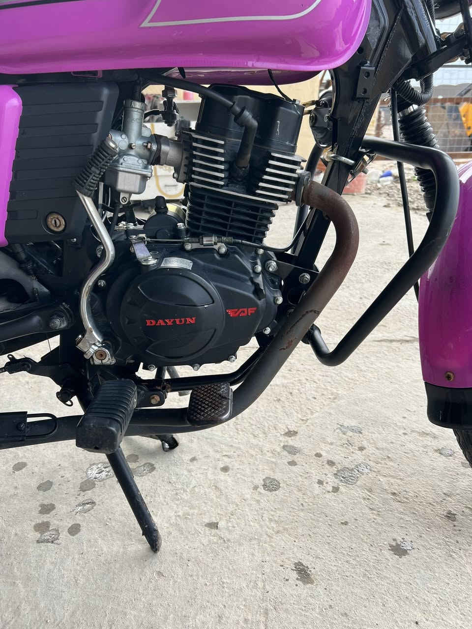 سلام عليكم شباب دايون نفخ بنفسجي موديل 2023 مكينه 200 للبيع دراجة حلوة ومآبيه برغي نقص للعلم اني مطلعه من الوكيل دراجة علة إيد وحدة أوراق اصولي مكاني بابل حلة مركز المدينه سعره. مليون و650  الي تخدمه خلي يتصل. ***********
