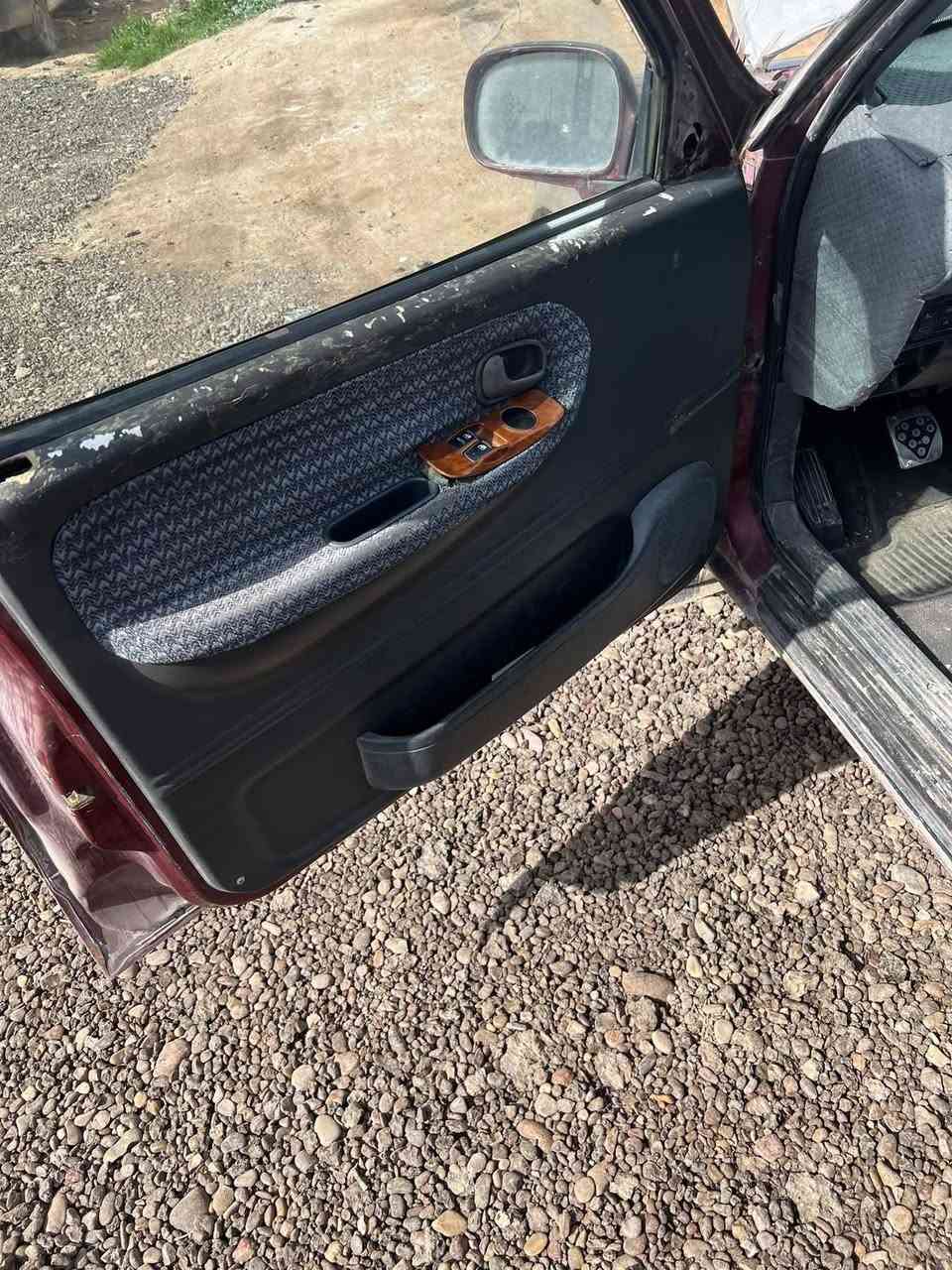 السلام  عليكم سبورتج موديل 95 محرك جديد كابريتر صدرها نضيف يعوزها ترتيب رقم بغداد مشروع موازي شرط التحويل العنوان بغداد شارع فلسطين السعر 28$وبيها مجال رقم الهاتف ‭٠٧٧٠ ٧٠٨ ٩٨٥٢‬
