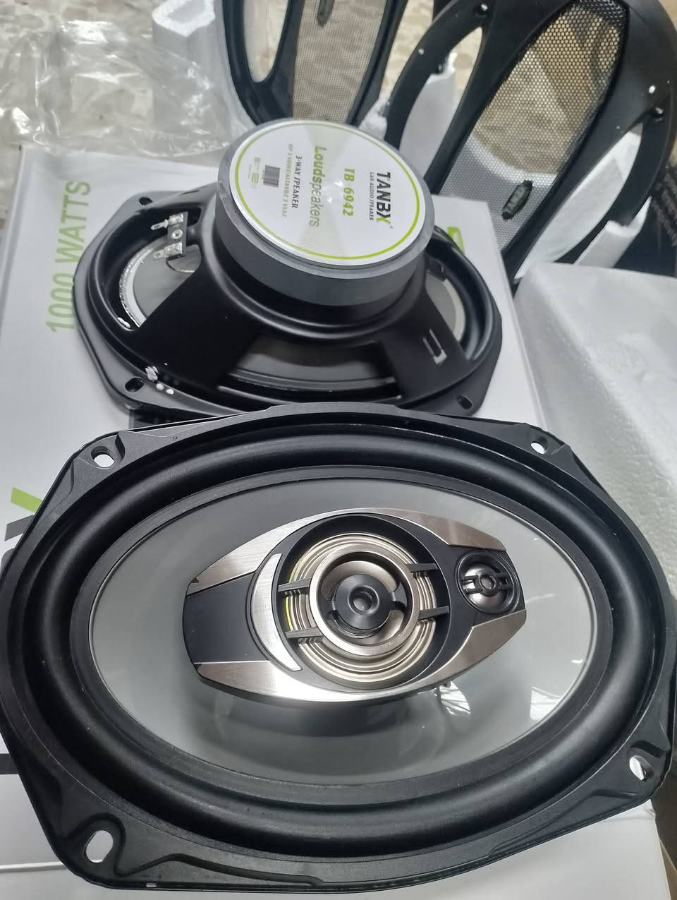 سماعات TANBX
      
حجم سماعة  6×9 بيضوي                          

       سعر زوج 35 الف 

توصيل كل المحافظات
***********
***********
