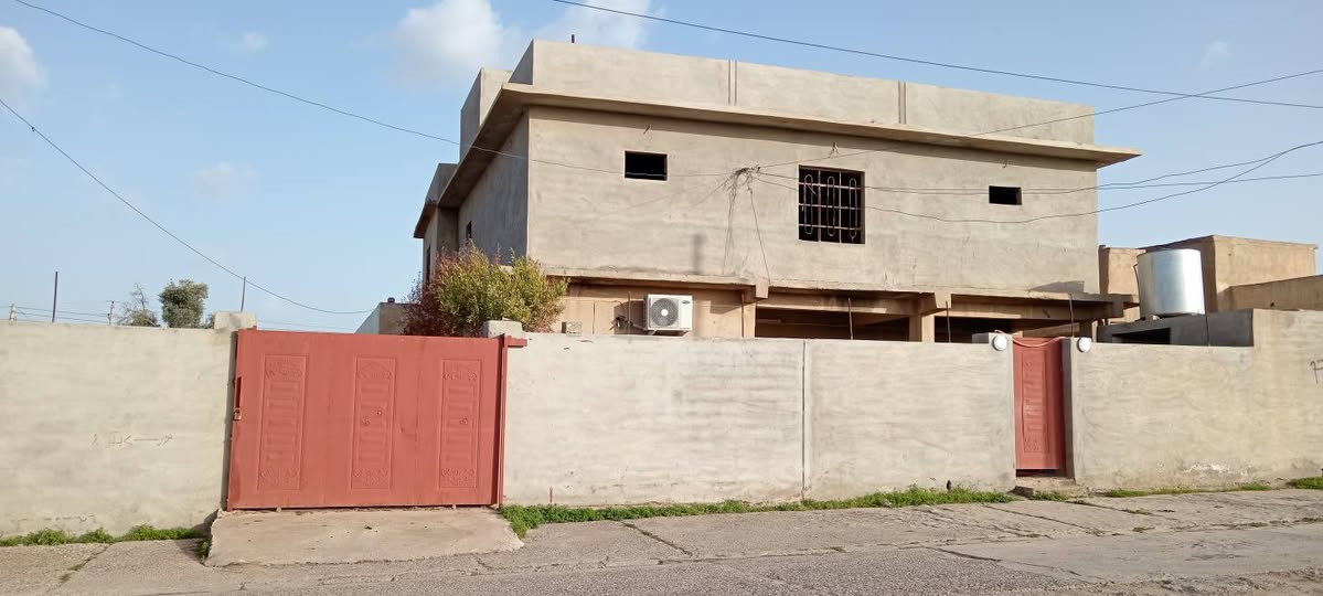 السلام عليكم بيت مساحه 500 للبيع حي المدرس استفسار اتصل
***********
