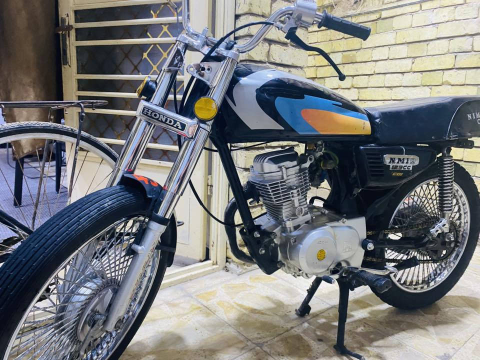 دراجه حربيه ما ناقصها شي مكينه ٢٤ نظيفة كلش السعر ٥٠٠ مكاني الشعب ***********
