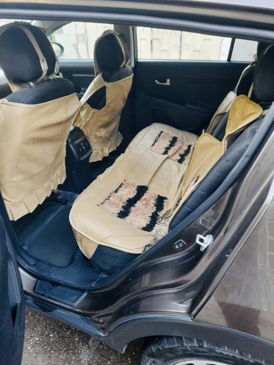 السلام عليكم خوتي الطيبين سياره سيورتج مكينه خير من الله  تبريد خير من الله مديل2014وارد أمريكي حادث بنيد بقط وجاملغ بل عراق موضع كدام العين سياره بسمي يعني تحويل ثاني يوم مكان سياره بل حسينيه مال راشديه السعر 135وبيه مجال الطيبين رقم الهاتف ***********
