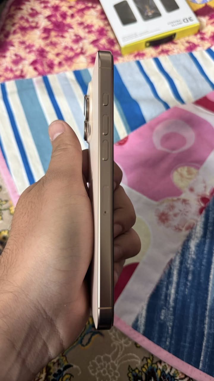 16 pro max 256
بطارية 92 ضمان ماستر الجهاز غراضه كامله اي نقص مابي ومكفول مامبدل بي اي شي 
***********
