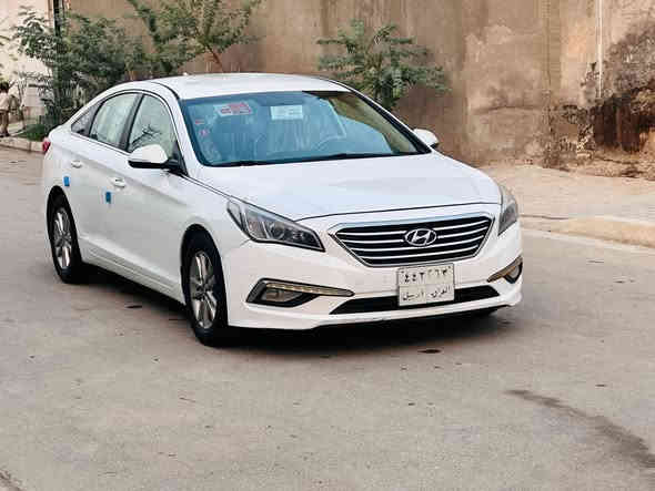 سلام عليكم للبيع فقط سوناته موديل 2016 رقم اربيل تحويل او وكاله حاضر  وارد امريكي بيه طخه بصيطه بل جاملغ الخلفي فقط سياره غير هاذ حادثه مكفوله من ضربه وتبديل والعيب الشرعي والغرمات والتحويل ولخياس والجراد سياره جديده معنا كلمه تخم تاير حداد توه نافضه مكينه وكير مكفولات 2400غرفته نضيفه دواخل بيجي سياره احله من صور بهواي تجي وتشوف بعينك منضومه لايت زنون شاشه تاب كامره خلفيه سياره شاهد الله كلش حلوه وجديده دواخله شرط كارتون  سعر كلش مناسب ب 103هاتف *********** // ***********
