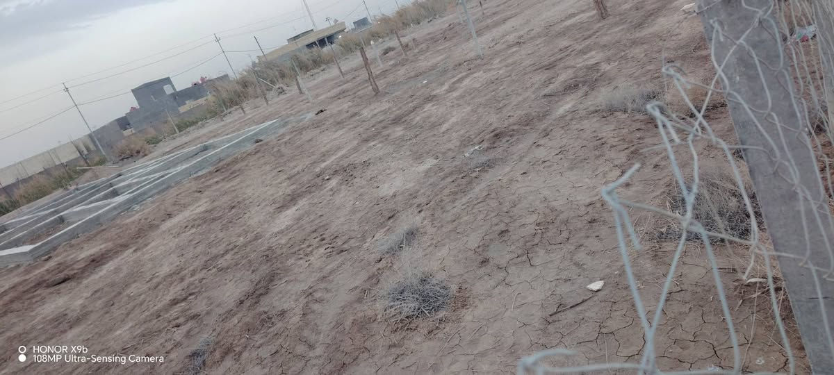 يوجد قطعة أرض طريق مشيمش على البزل سند 25 تحويل مباشر واجها 10 نزال 17 المساحه الكلي 170 اي استفسار اتصل ***********
